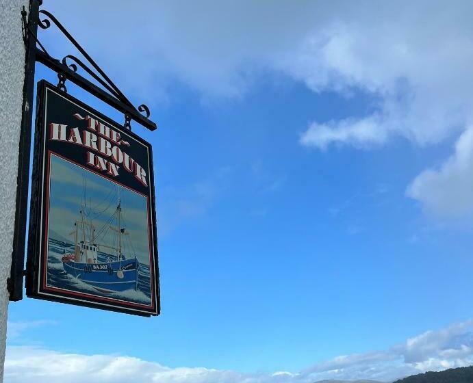 旅馆 The Harbour Inn