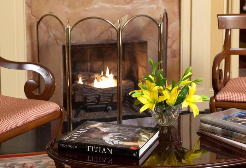 旅馆 The Inn & Tavern At Meander