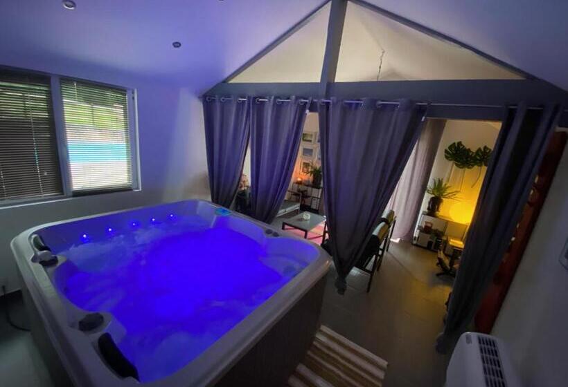 住宿加早餐  Le Clos Romantic & Spa   Périgueux   Bassillac Et Auberoche