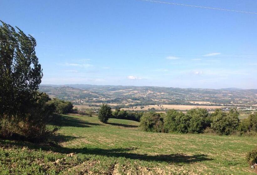 호텔 Agriturismo Il Truffarello Todi