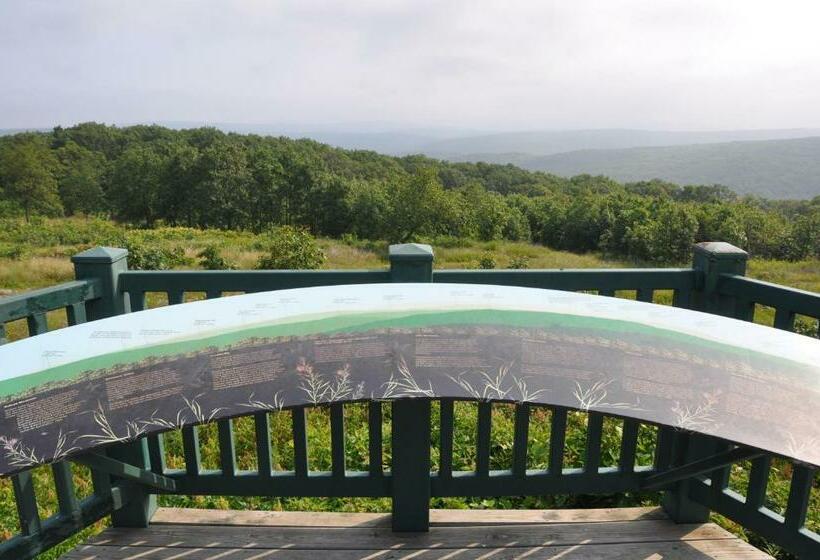 فندق Shepherd Mountain Inn & Suites