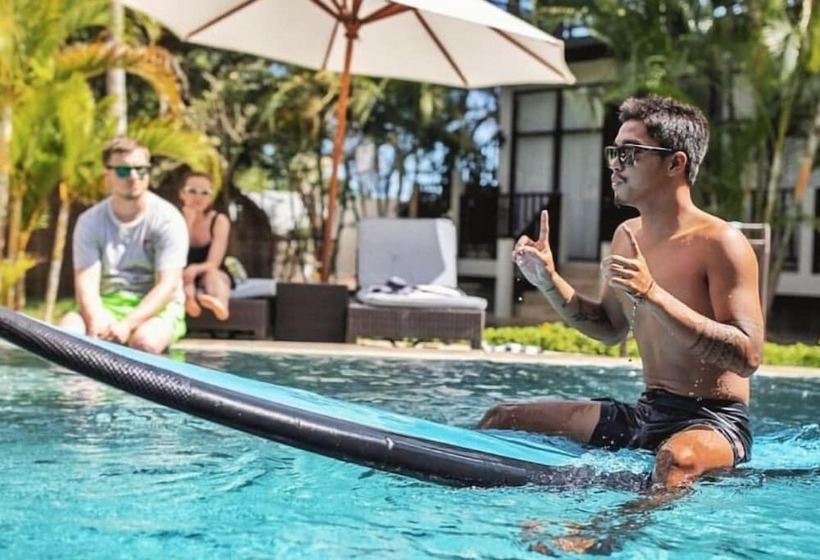 旅馆 Wave House   Surf Camp