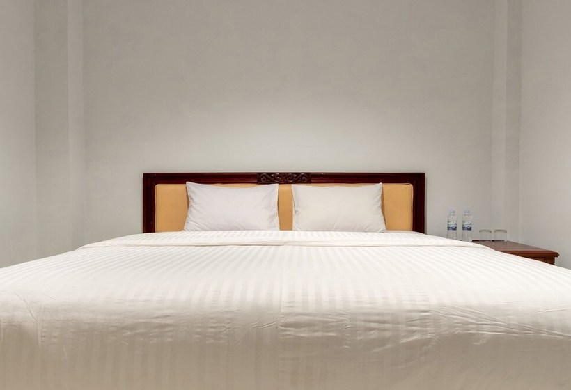 فندق صغير Wisata By Oyo Rooms