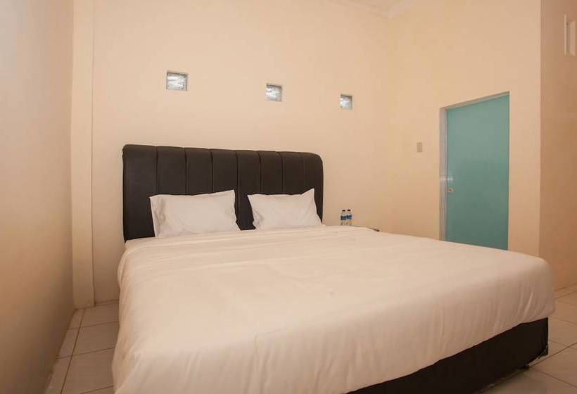 فندق صغير Wisata By Oyo Rooms