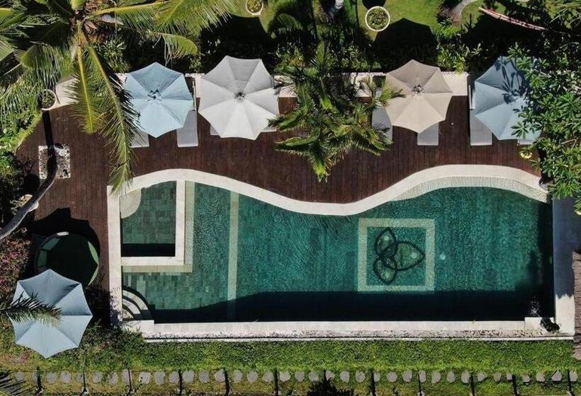 مبيت وإفطار Coco Verde Bali Resort