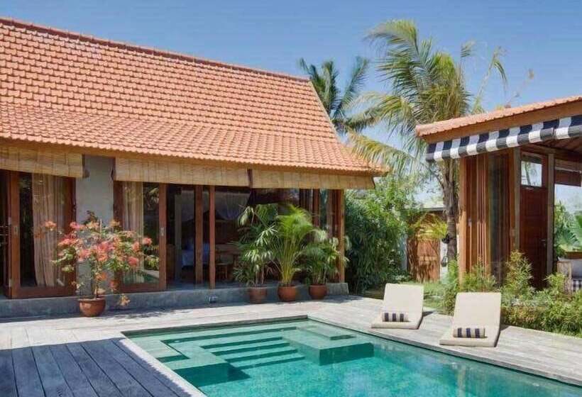 민박 Zin Berawa Villas & Bungalow