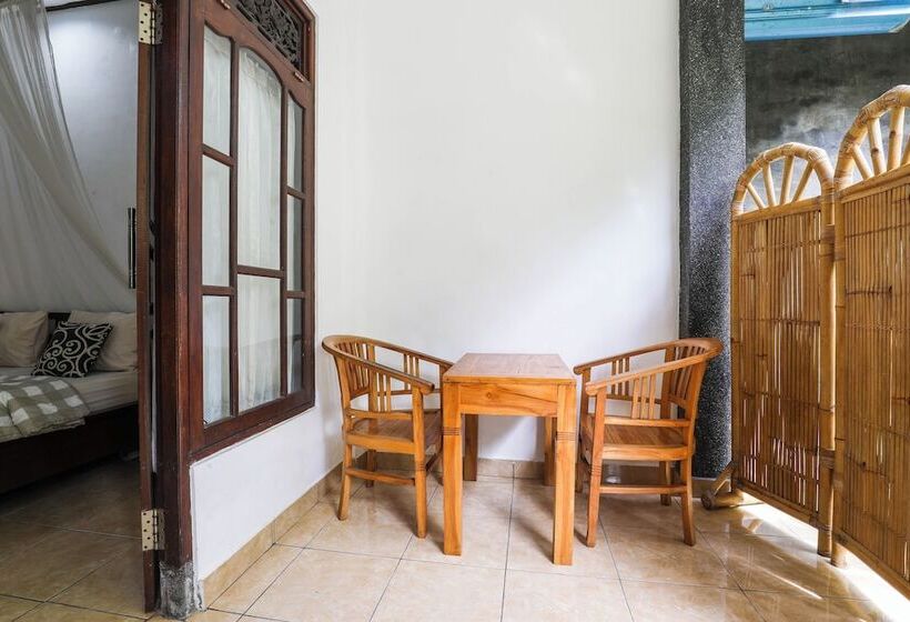 Bed and Breakfast Artha Dewata Home Stay