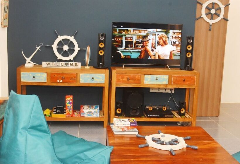 צימר Charlies Shack Lombok