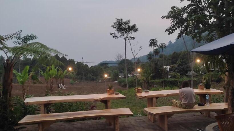 مبيت وإفطار Kopikuin Bromo Homestay