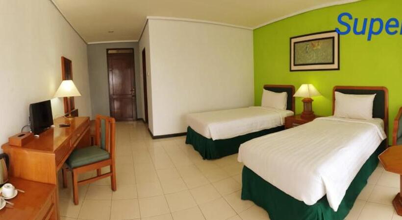 Grand Whiz Hotel Bromo