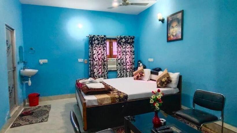 בית מלון כפרי Anand Lok