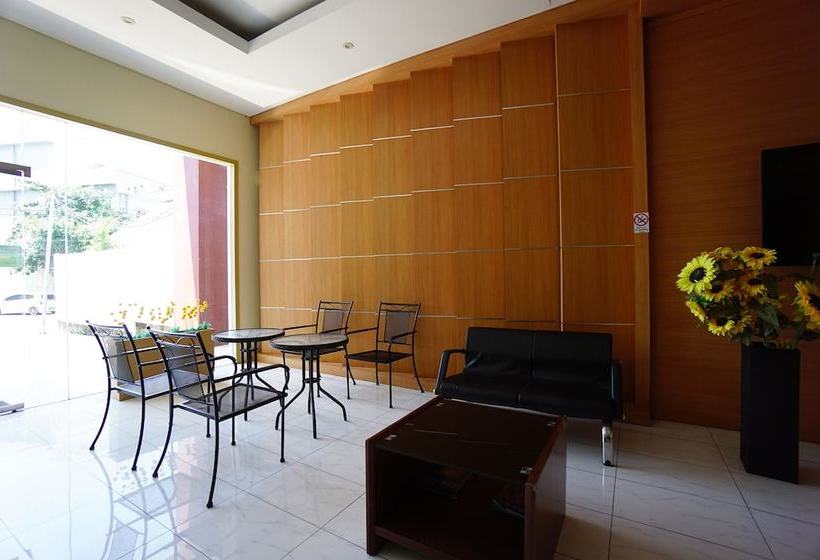 فندق D'kanaka Riverview By Oyo Rooms