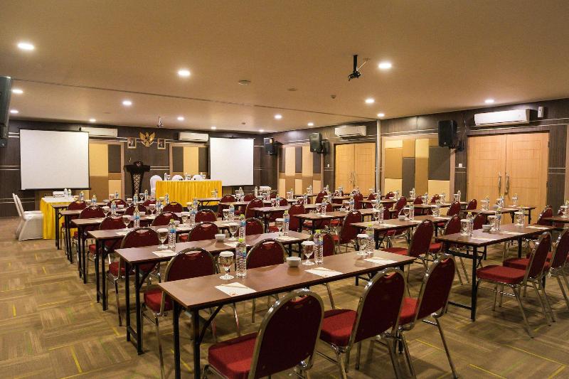 Green Red Hotel Syariah Jombang