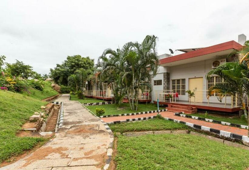 בית מלון כפרי Kstdc Mayura Durg Chitradurga