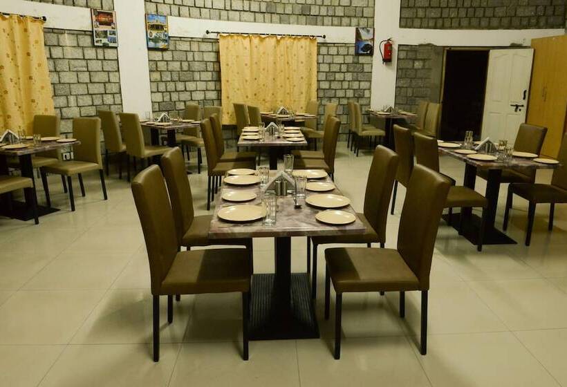 בית מלון כפרי Kstdc Mayura Durg Chitradurga