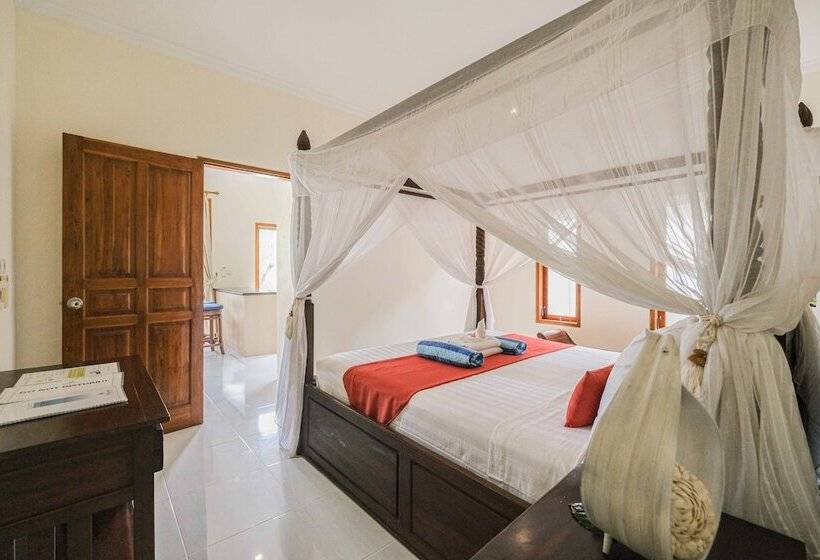 Отель Poinciana Resort Bali