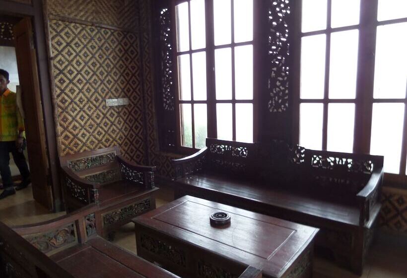 호텔 Pondok Wisata Adas