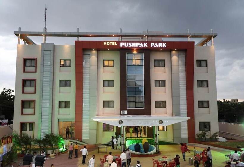 فندق Pushpak Park