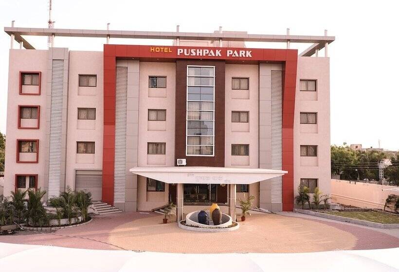 فندق Pushpak Park