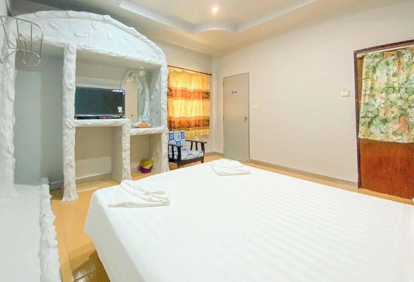 هتل Ranong Resort & Laguna