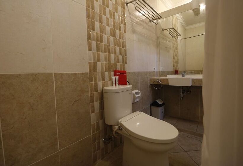 هتل Urbanview De Dharmawangsa Suite