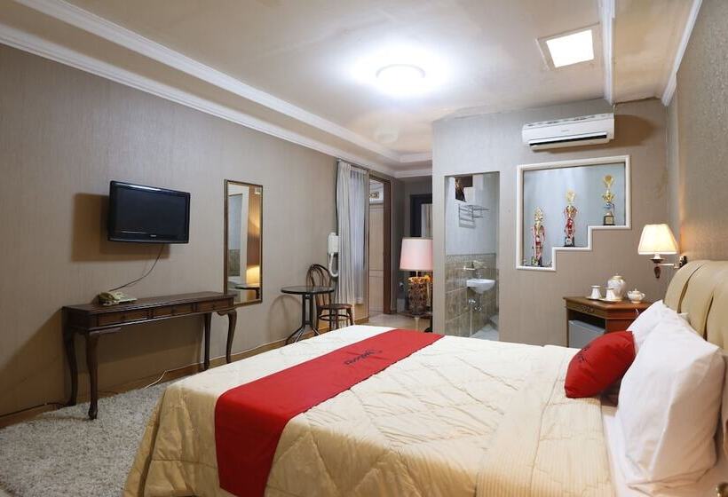 هتل Urbanview De Dharmawangsa Suite