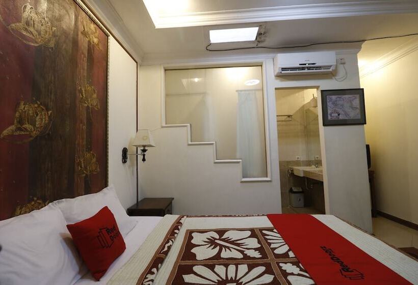 هتل Urbanview De Dharmawangsa Suite