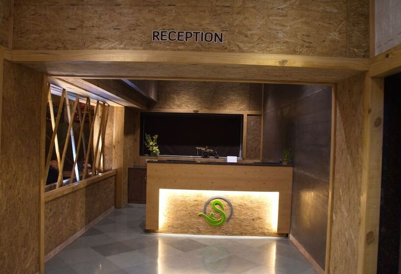 בית מלון כפרי Sai River Resort