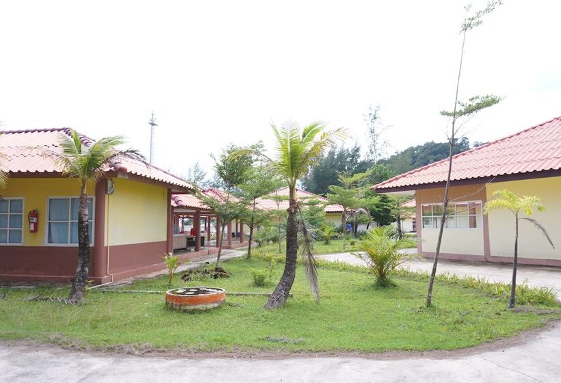 فندق Sangthong Andaman Resort