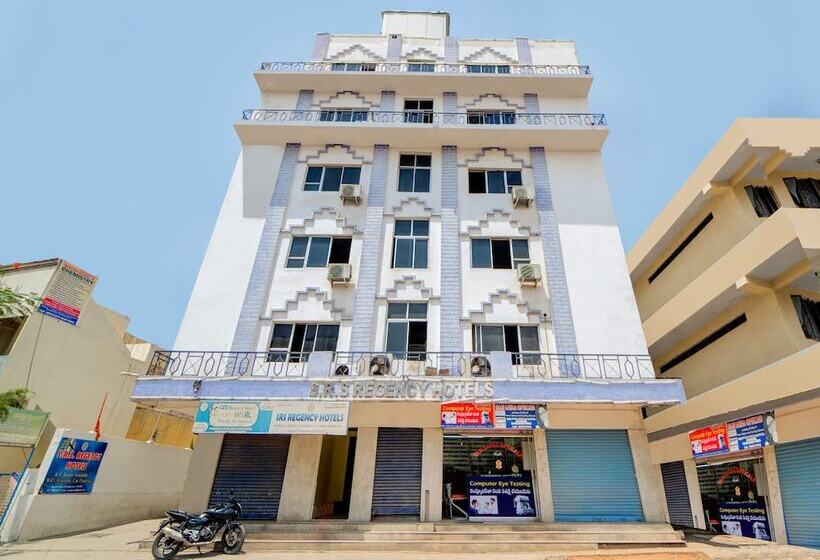 호텔 Srs Regency By Oyo Rooms