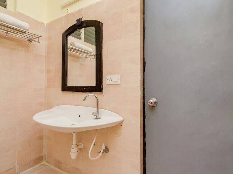 호텔 Srs Regency By Oyo Rooms
