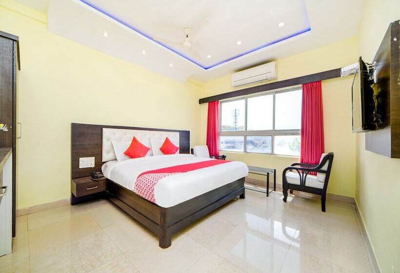 호텔 Srs Regency By Oyo Rooms