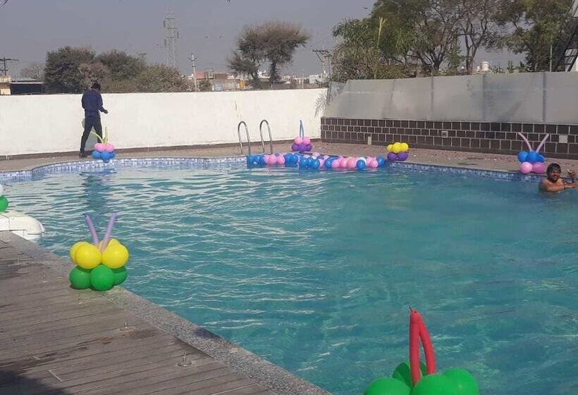 Hotel Tanishq Resort Nimbahera