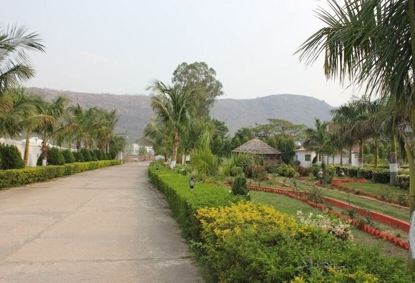 Отель The Rajgir Residency