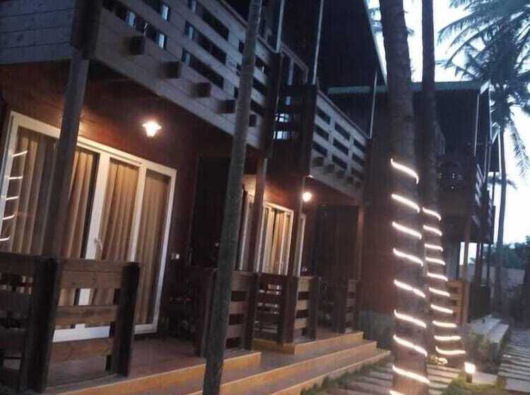 فندق Vinnca Woodvillas Beachfront Resort
