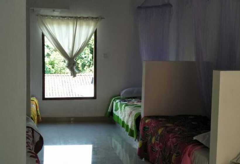 펜션 Bali Sari Homestay
