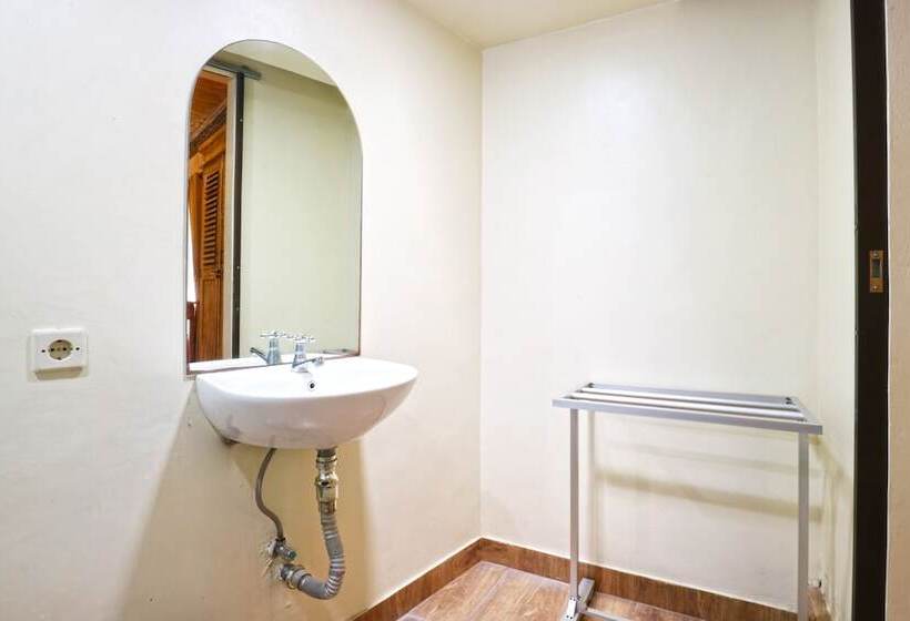펜션 Damar Emas Guesthouse