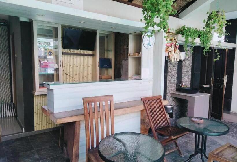 پانسیون New Kubu Di Bukit