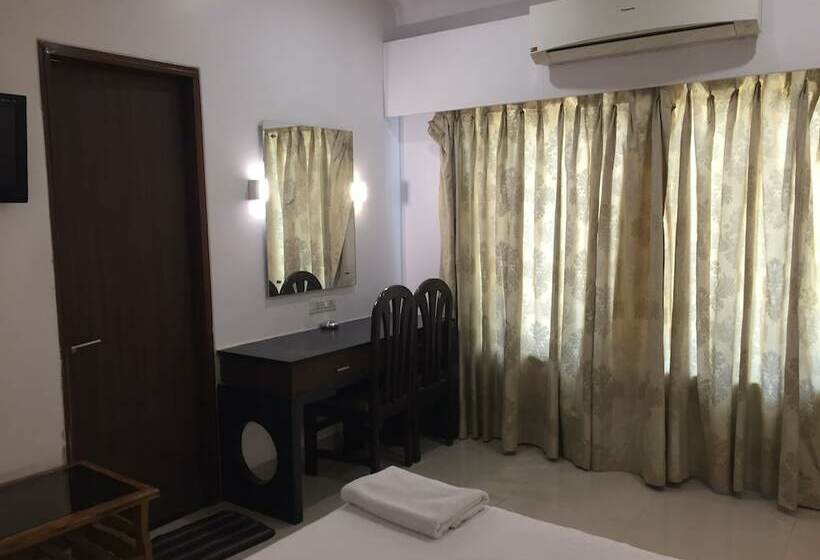 Fabhotel Rishivan