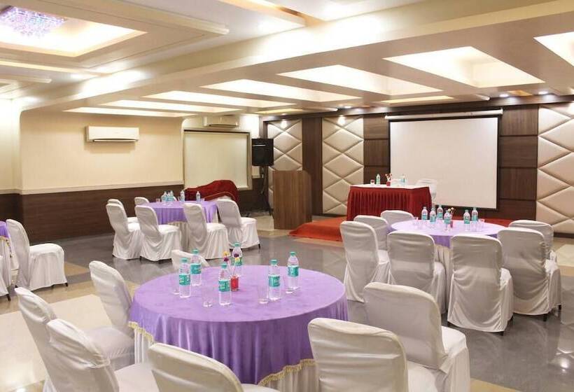 Fabhotel Rishivan
