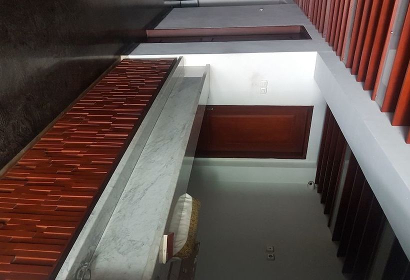 فندق صغير Ostin By Oyo Rooms