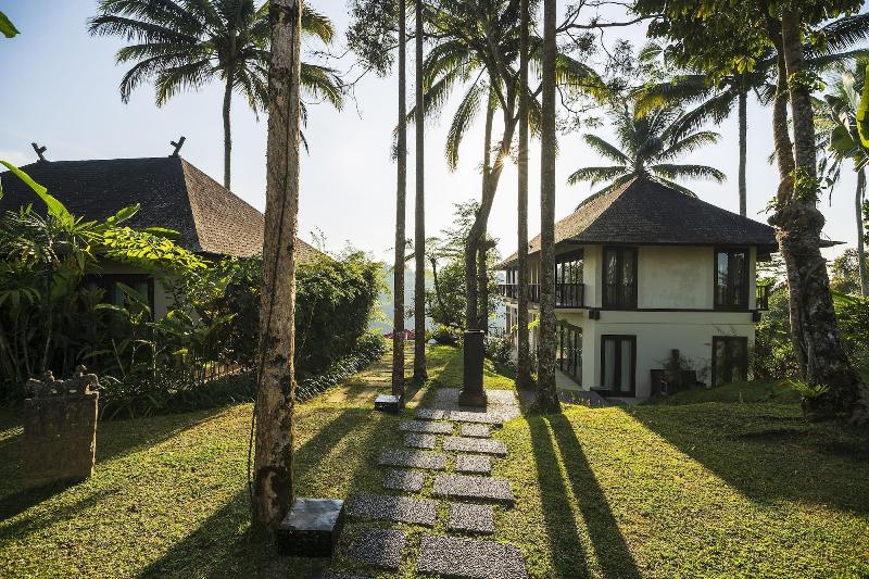 민박 Awan Biru Villas
