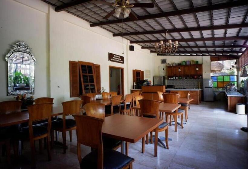 צימר Griya Gendhis Saraswati Boutique