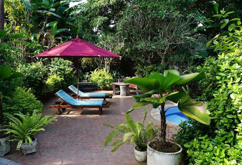 민박 Gunung Paradis Retreat