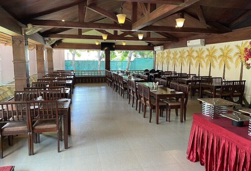 Golden Amoon Resort