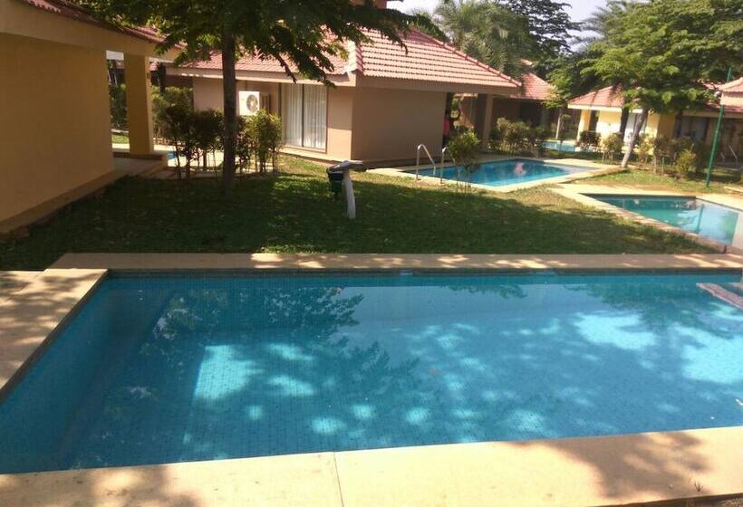 Golden Amoon Resort