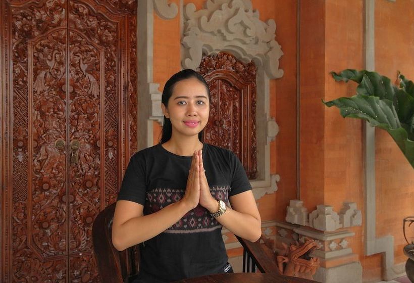 ホテル Sekar Waru Homestay