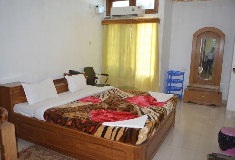 Hotel Kaziranga Continental