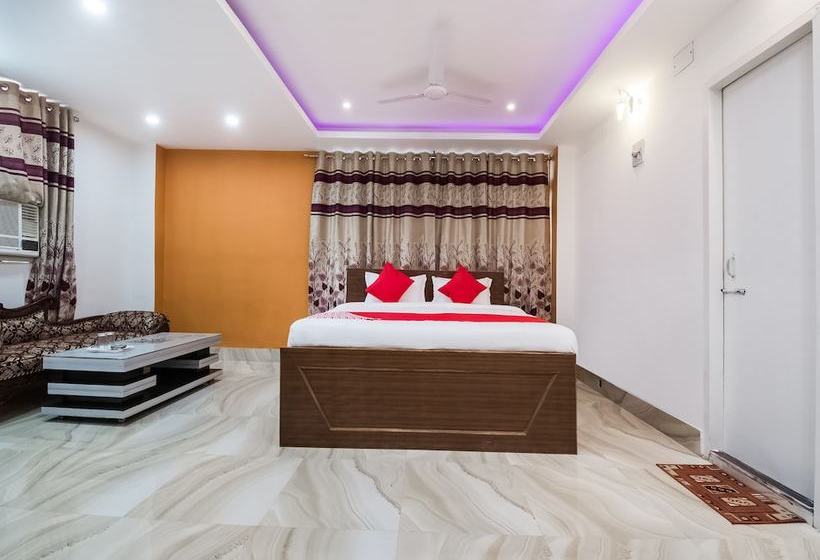 호텔 Mega Royal By Oyo Rooms