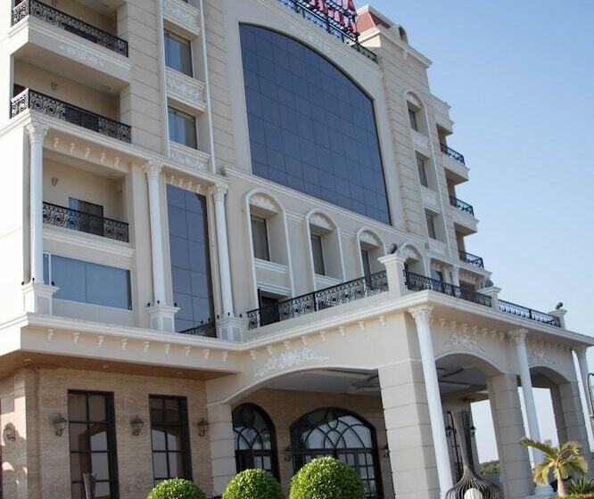ホテル Regenta Central Indore